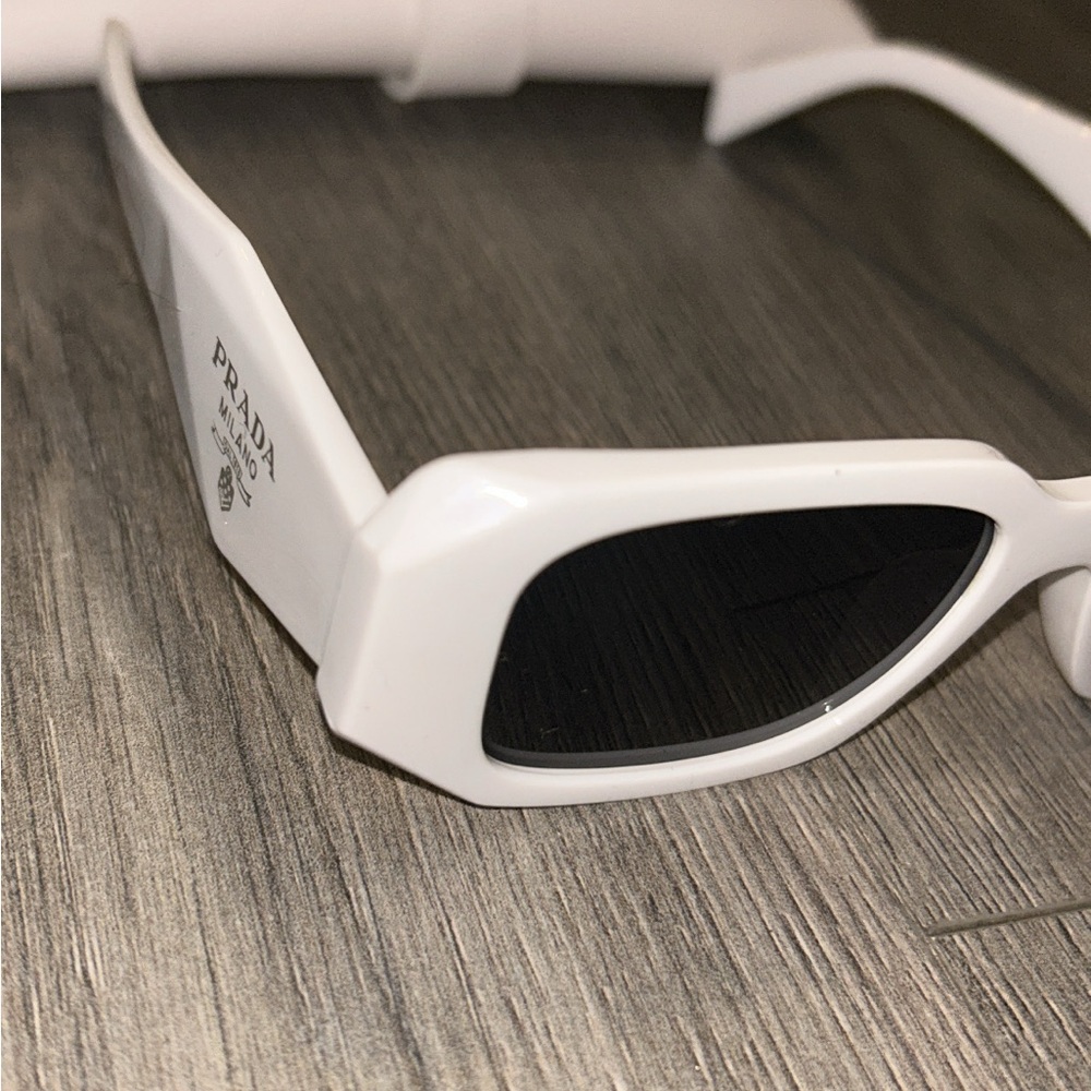 Prada Black and White Sunglasses - Picture 6 of 6